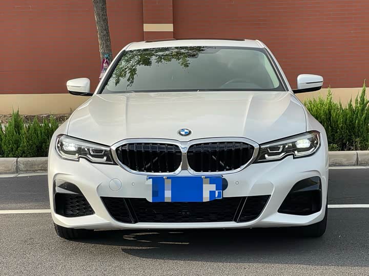 Фото 2 - BMW 3 Series