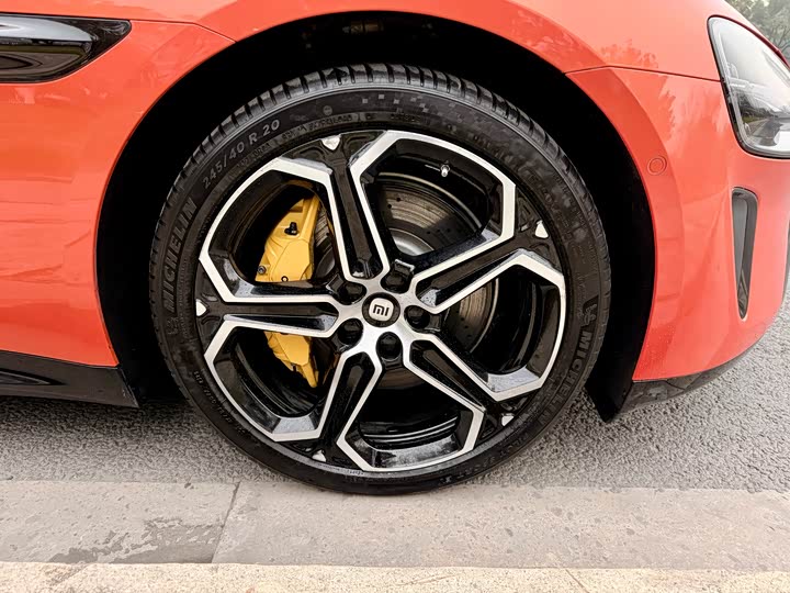 Фото 4 - Xiaomi SU7