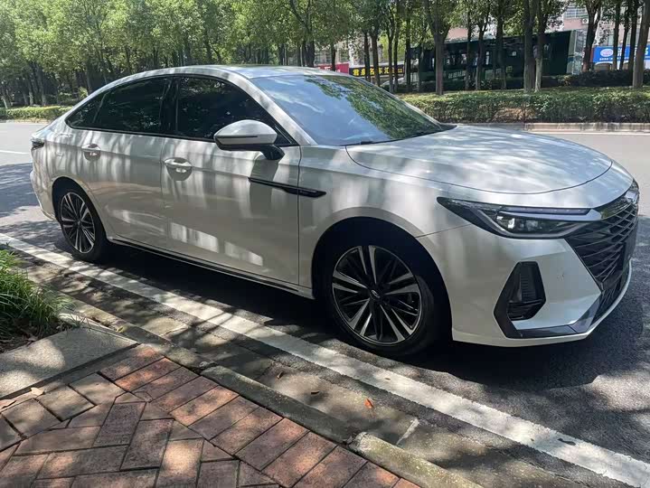 Фото 3 - Chery Arrizo 8