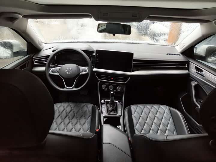 Фото 6 - Volkswagen Sagitar L