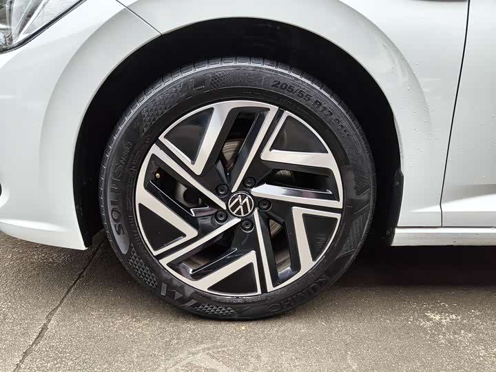 Фото 7 - Volkswagen Sagitar L