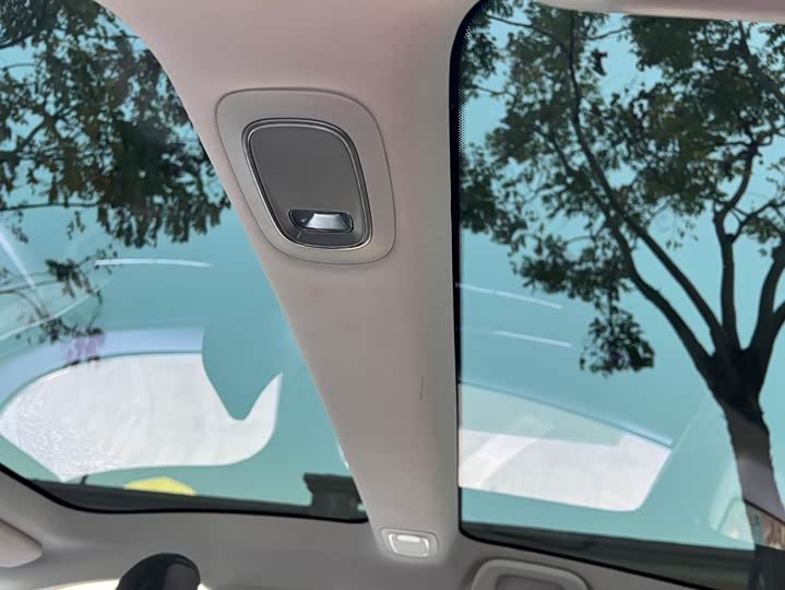 Фото 7 - XPeng P7