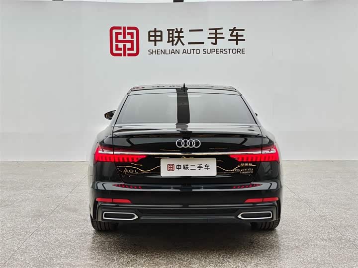 Фото 4 - Audi A6L