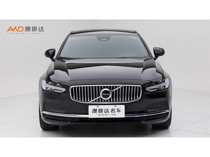 Фото 2 - Volvo S90