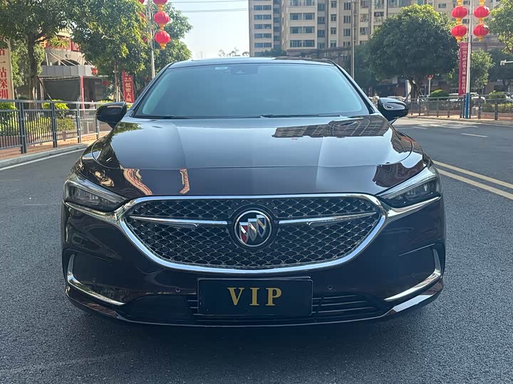 Фото 2 - Buick LaCrosse