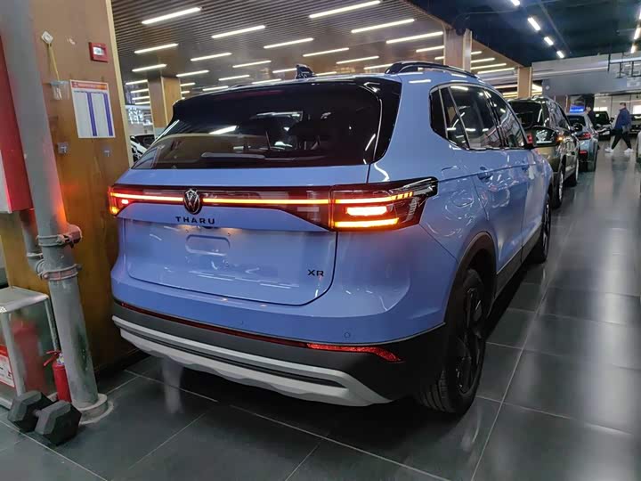 Фото 7 - Volkswagen Tharu