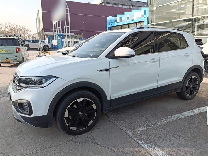 Фото 5 - Volkswagen Tacqua