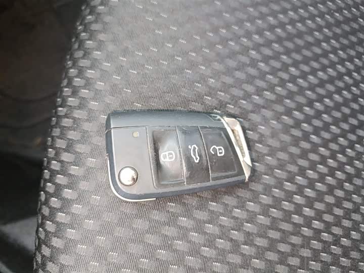 Фото 9 - Volkswagen Tacqua