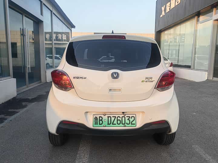 Фото 5 - Changan BenBen E-Star