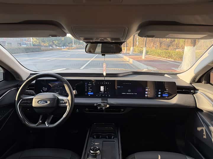 Фото 8 - Ford Mondeo