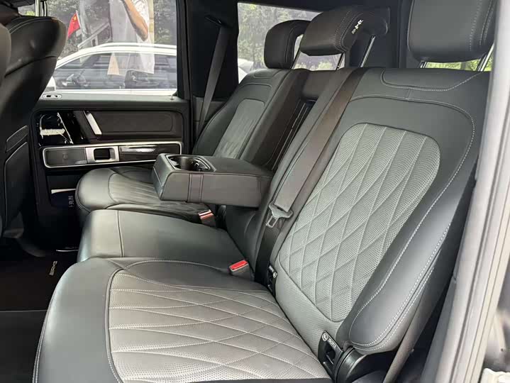 Фото 7 - Mercedes-Benz G-Class AMG