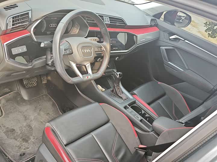 Фото 8 - Audi Q3 Sportback