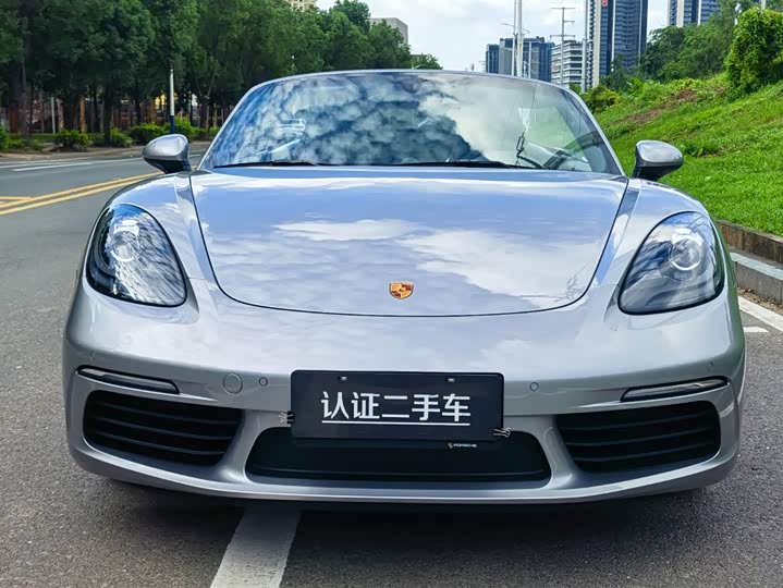 Фото 2 - Porsche 718