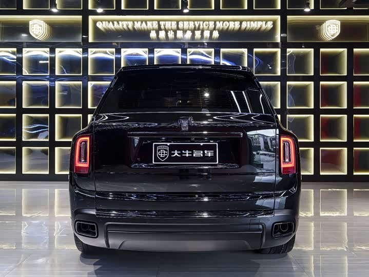 Фото 5 - Rolls-Royce Cullinan