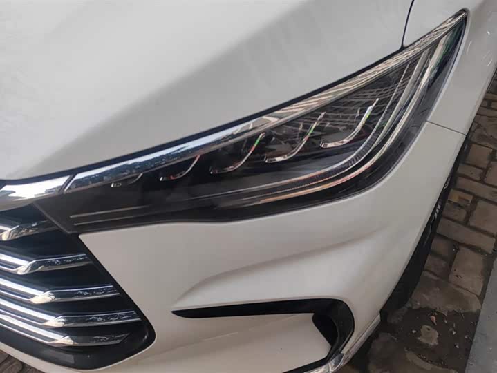 Фото 5 - BYD Song Max Hybrid