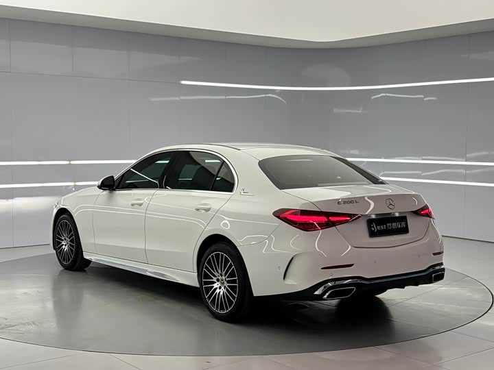 Фото 4 - Mercedes-Benz C-Class