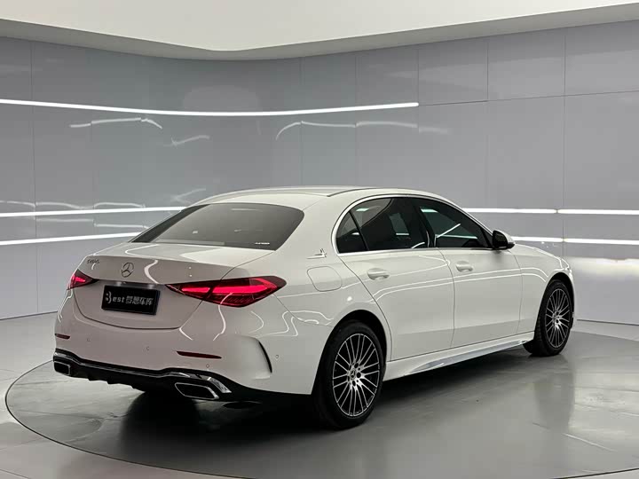 Фото 6 - Mercedes-Benz C-Class