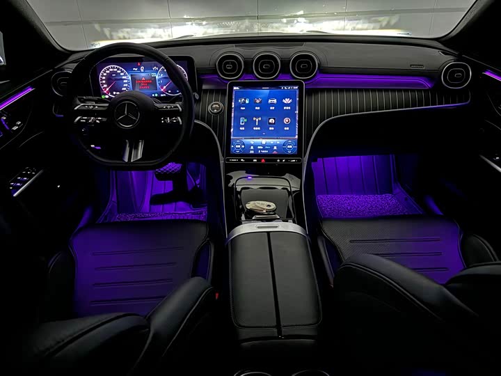 Фото 9 - Mercedes-Benz C-Class