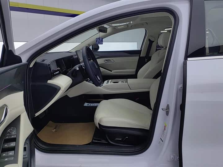 Фото 9 - BYD Qin L