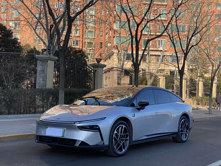 Фото 1 - XPeng F57