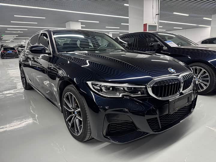 Фото 2 - BMW 3 Series