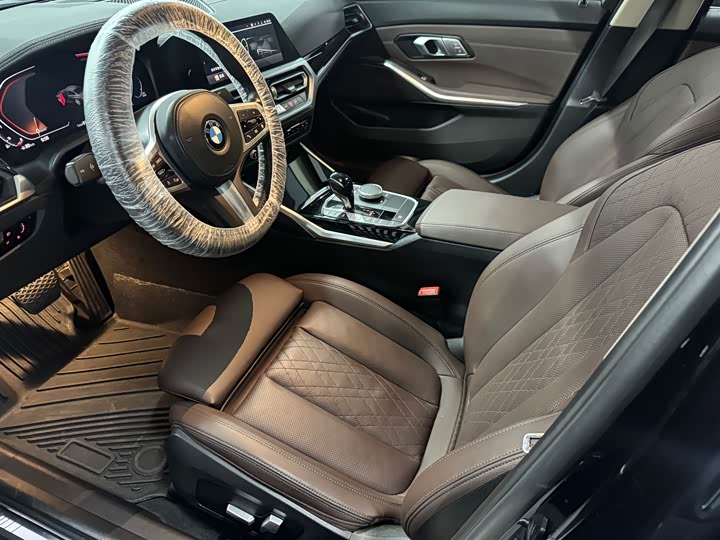 Фото 3 - BMW 3 Series