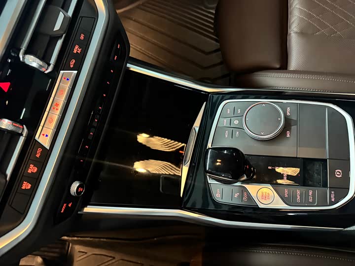 Фото 8 - BMW 3 Series