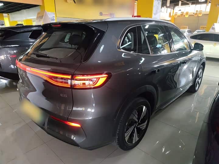 Фото 7 - Geely Galaxy E5