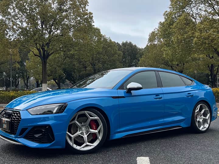 Фото 1 - Audi RS 5