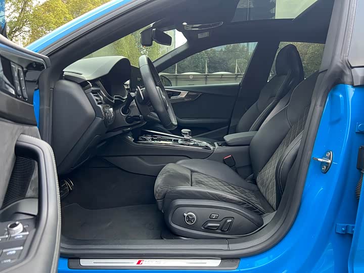 Фото 6 - Audi RS 5