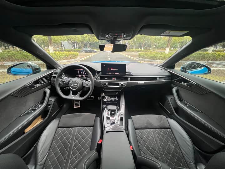 Фото 9 - Audi RS 5