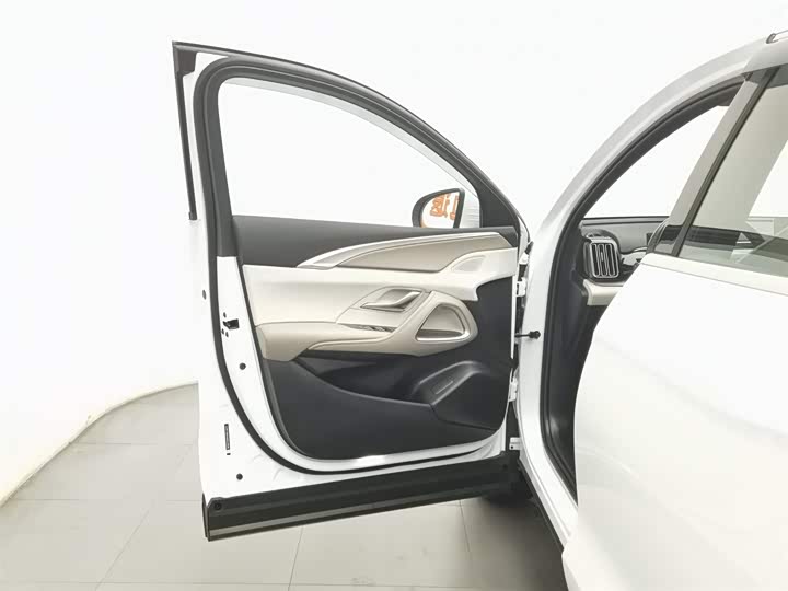 Фото 8 - BYD Song Pro Hybrid