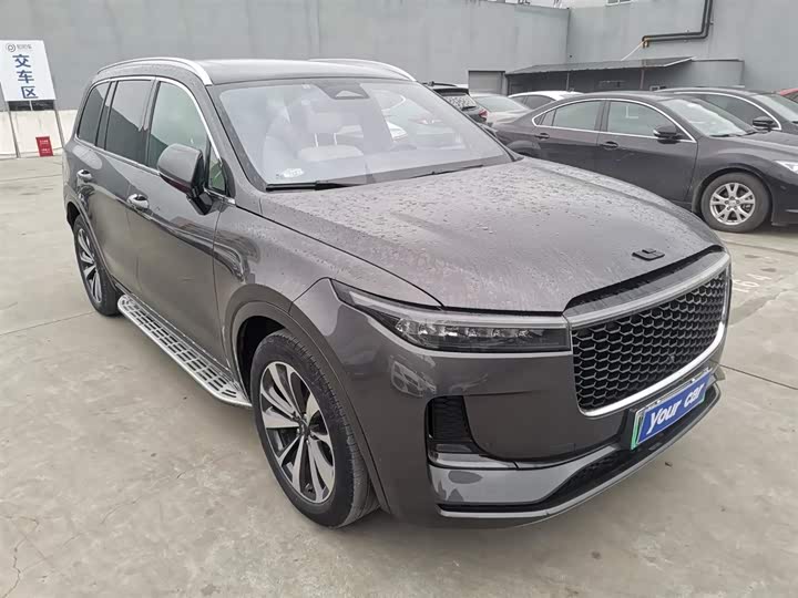 Фото 3 - LiXiang One