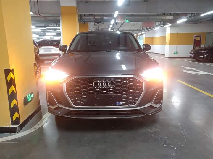Фото 3 - Audi Q3 Sportback