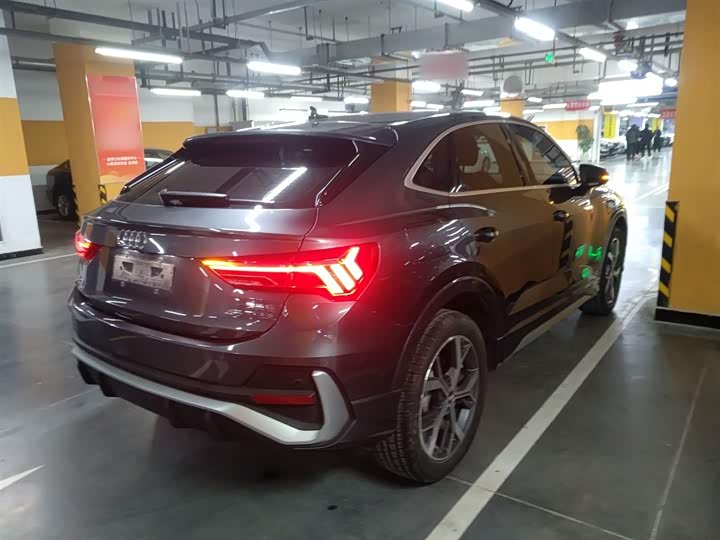 Фото 7 - Audi Q3 Sportback