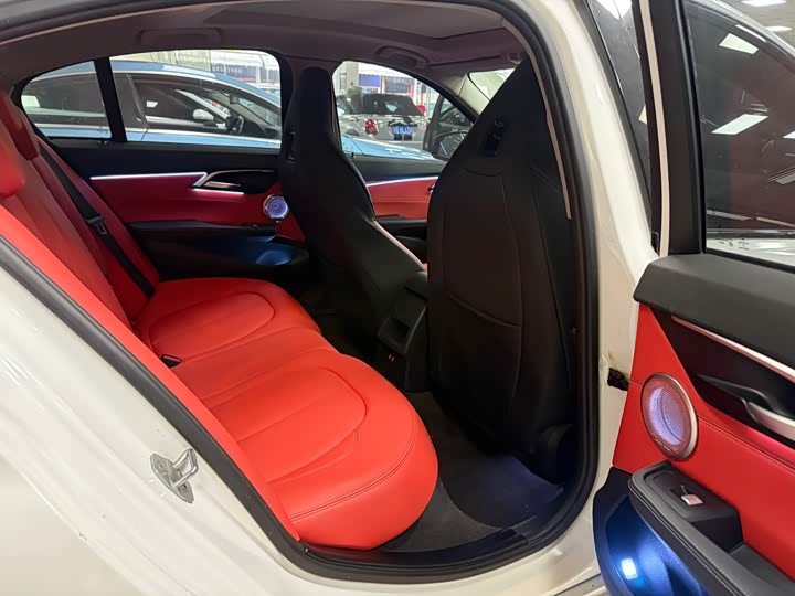 Фото 5 - BMW 1 Series