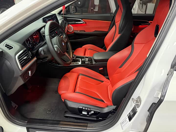 Фото 9 - BMW 1 Series