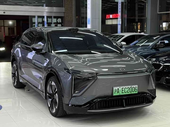 Фото 3 - HiPhi Y