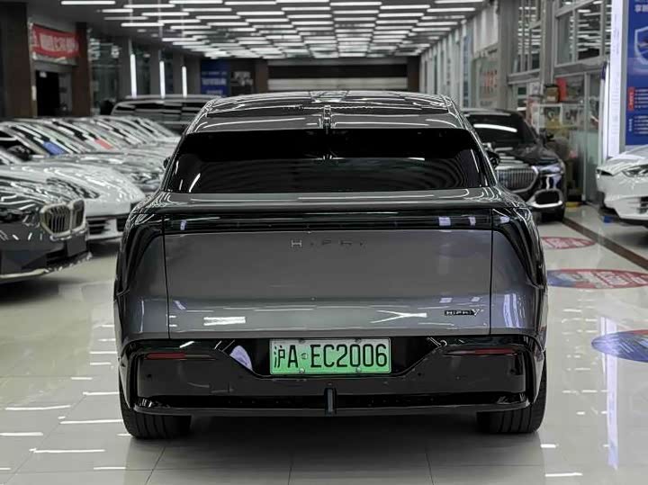 Фото 5 - HiPhi Y