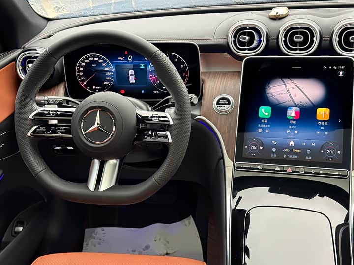 Фото 8 - Mercedes-Benz GLC-Class