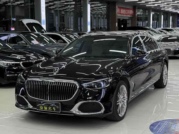 Фото 1 - Mercedes-Benz Maybach S-Class