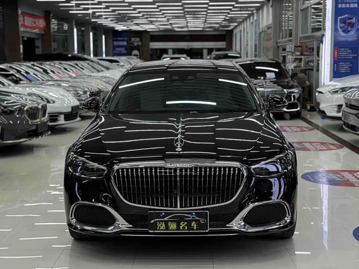 Фото 2 - Mercedes-Benz Maybach S-Class