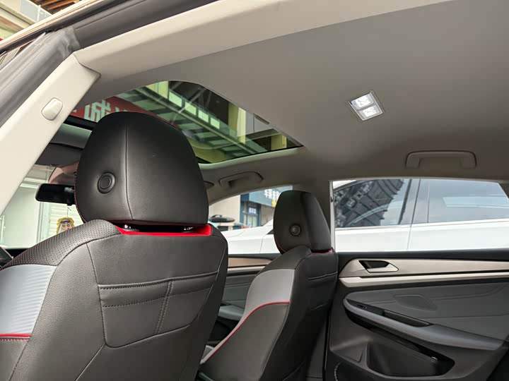 Фото 6 - Volkswagen Lamando L