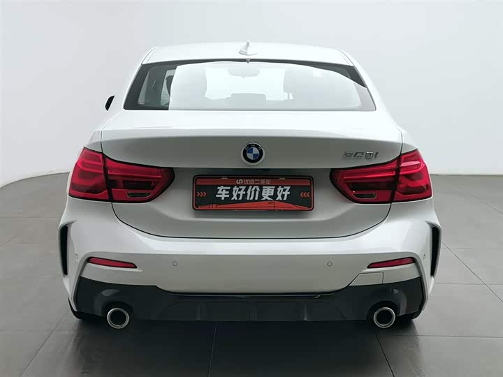 Фото 4 - BMW 1 Series