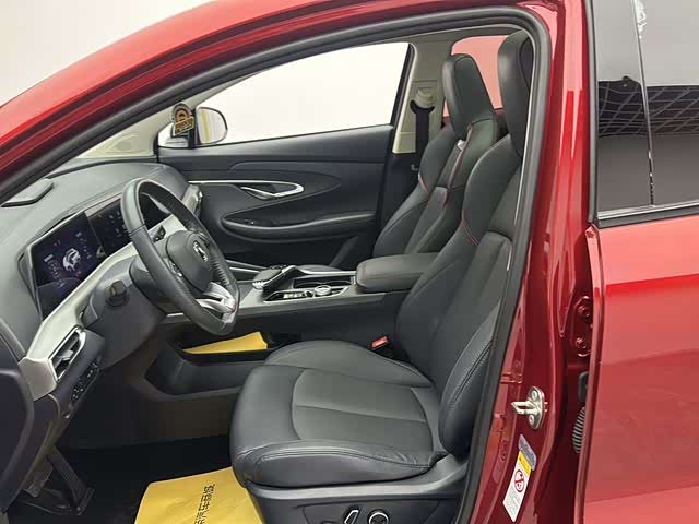 Фото 9 - Changan UNI-T