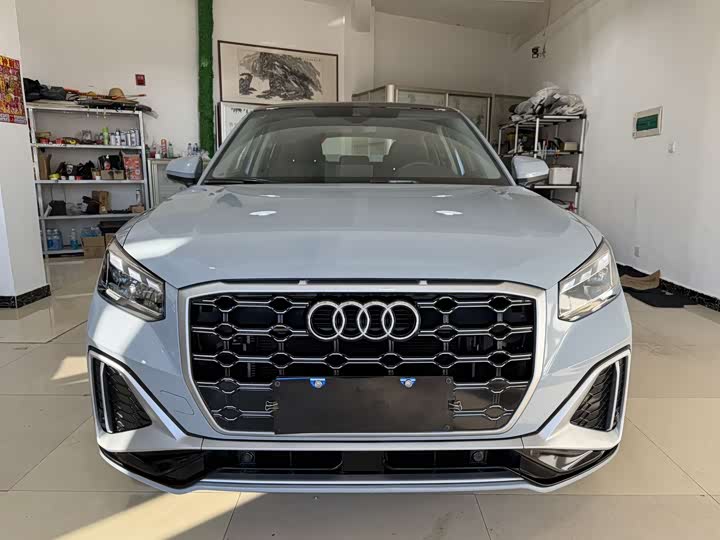 Фото 2 - Audi Q2L