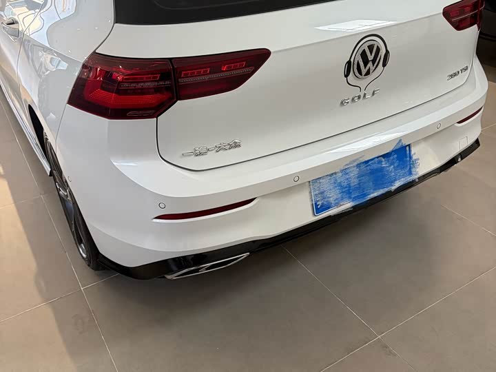 Фото 4 - Volkswagen Golf