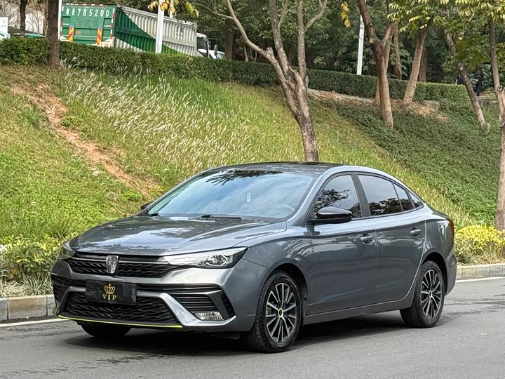 Фото 1 - Roewe i5