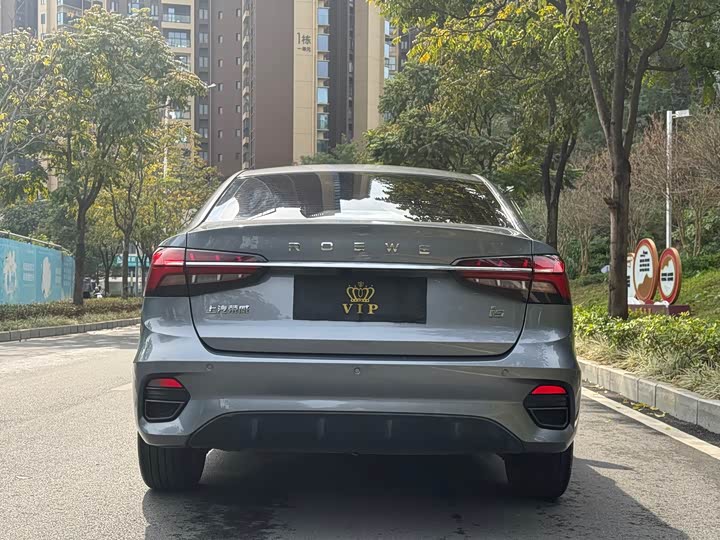 Фото 4 - Roewe i5