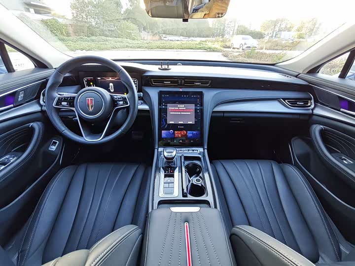 Фото 9 - Hongqi H5